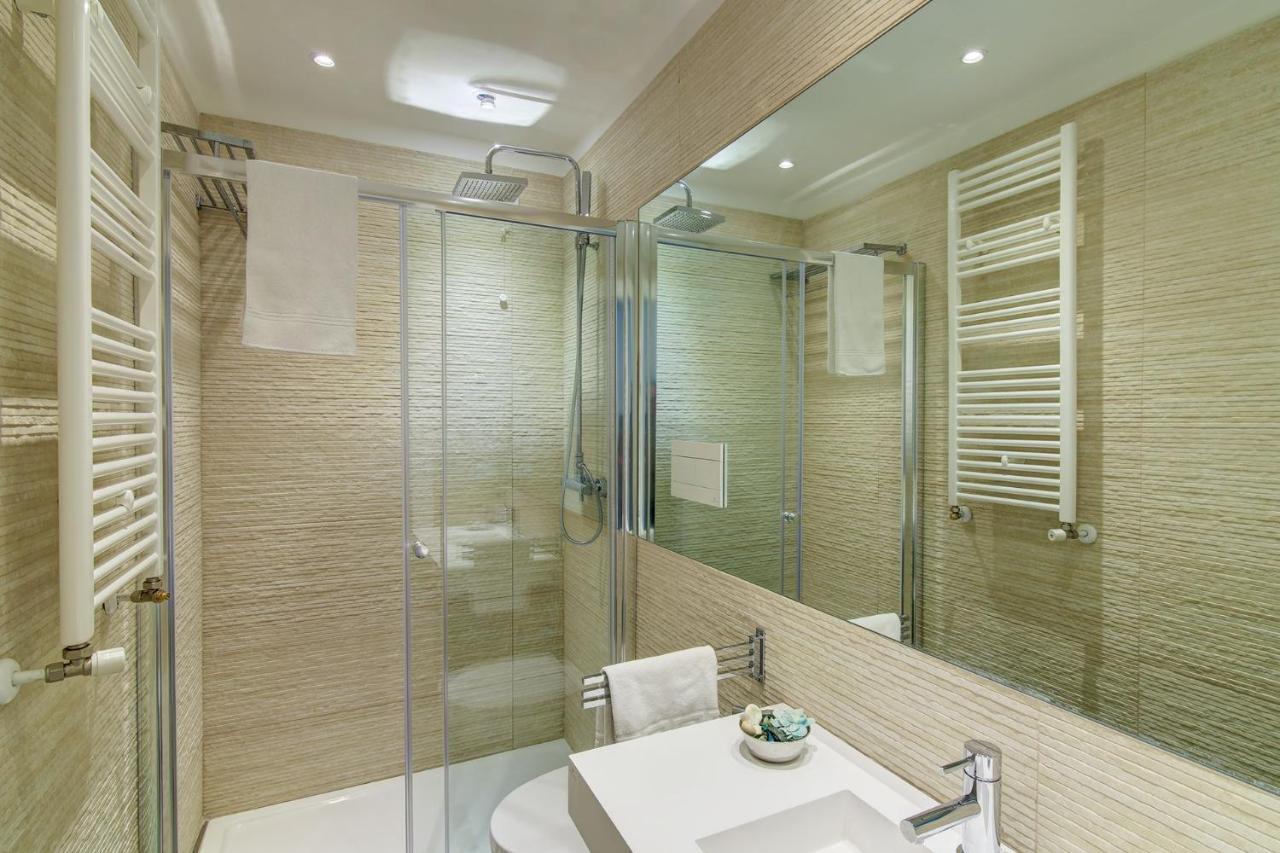 Bed & Breakfast Ecce 3*